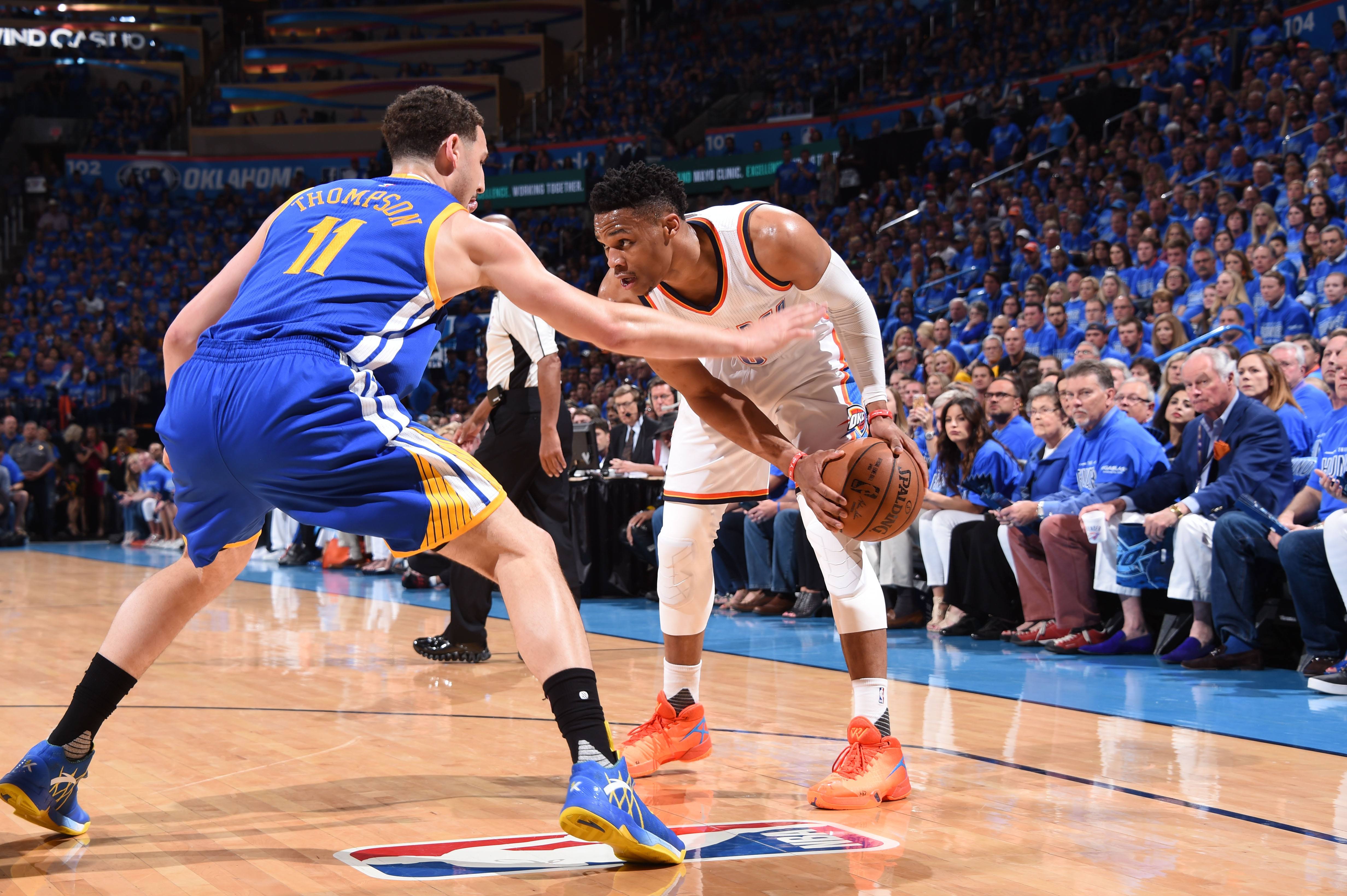 面向球门的 面向球门的